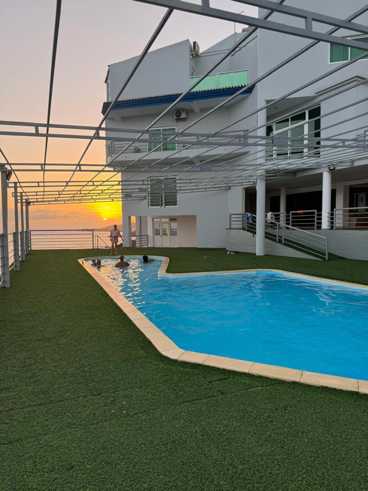 Maresia Guest House Praia Exterior photo